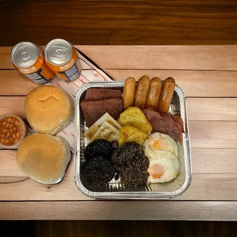 10” BREAKFAST MUNCHIE BOX