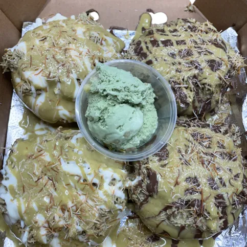 Dubai viral pistachio & katafi X4 DONUTS with Ice Cream
