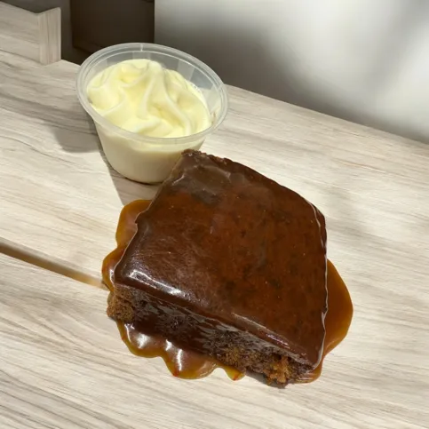Sticky toffee pudding & ice cream 