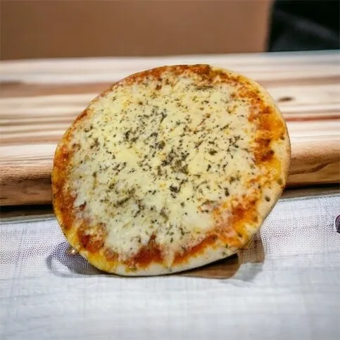10 Inch Cheese & Tomato Pizza  with Garlic Mayo Dip