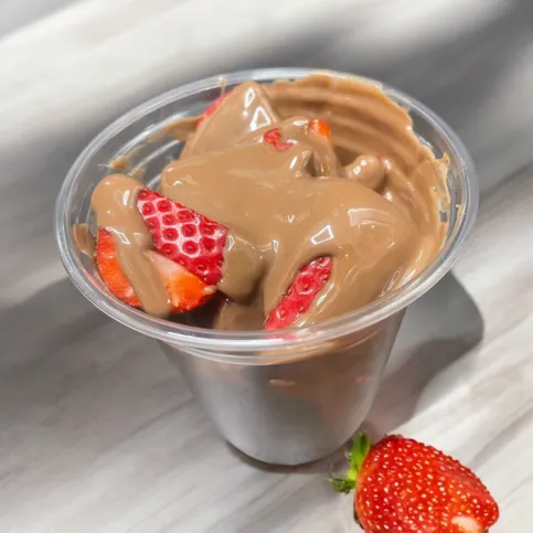 strawberries & MILK chocolate (only)12oz pot