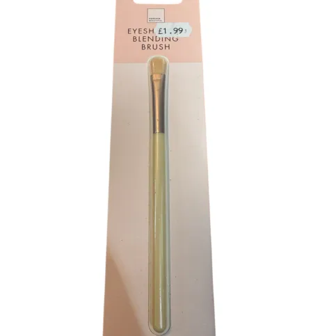 Forever beautiful eyeshadow blending brush 