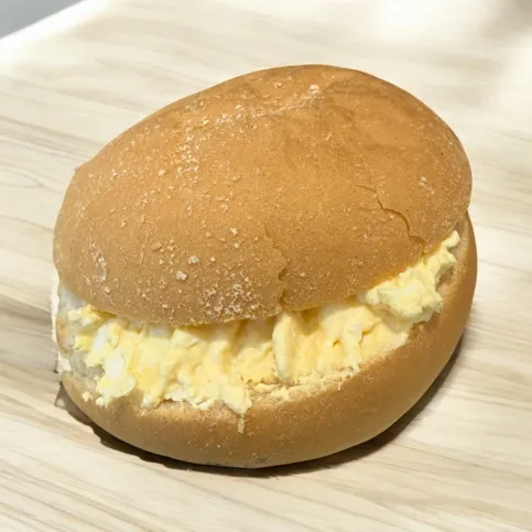 Gilmerton deli egg mayonnaise roll