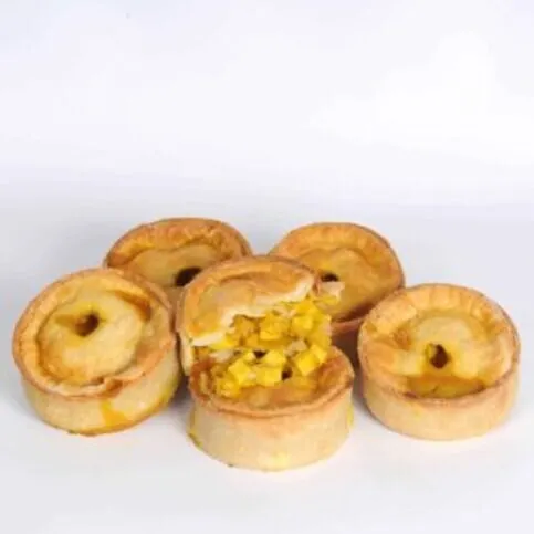 STUARTS HOT CHICKEN CURRY PIE
